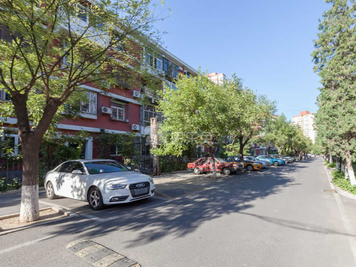 朝陽區(qū)北沙灘換紗窗卷簾隱形紗窗維修換紗網(wǎng)