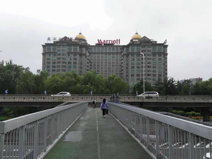 東城區(qū)建國(guó)門(mén)附近街道空調(diào)清洗