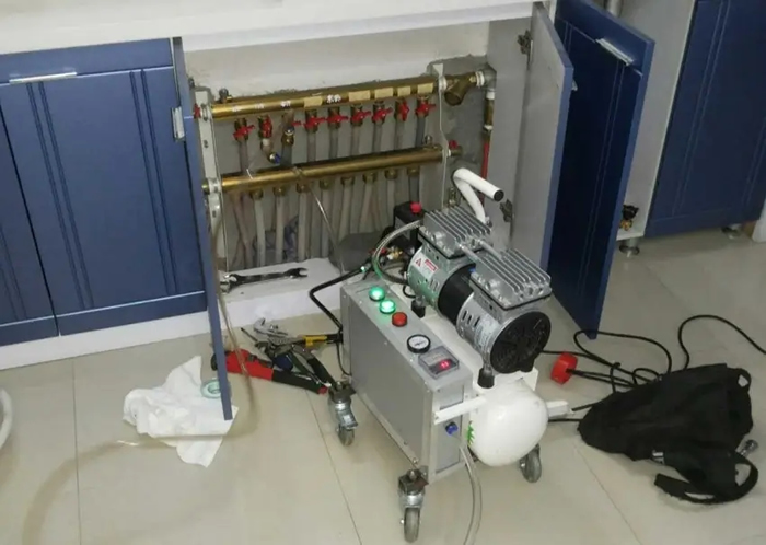 地暖管清洗后把污垢淤積在一處了怎么辦