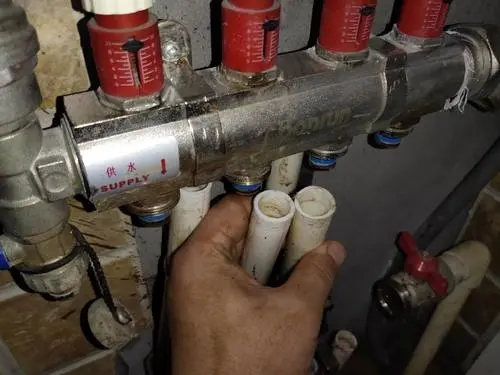 六里橋地暖清洗附近街道小區(qū)就近上門服務