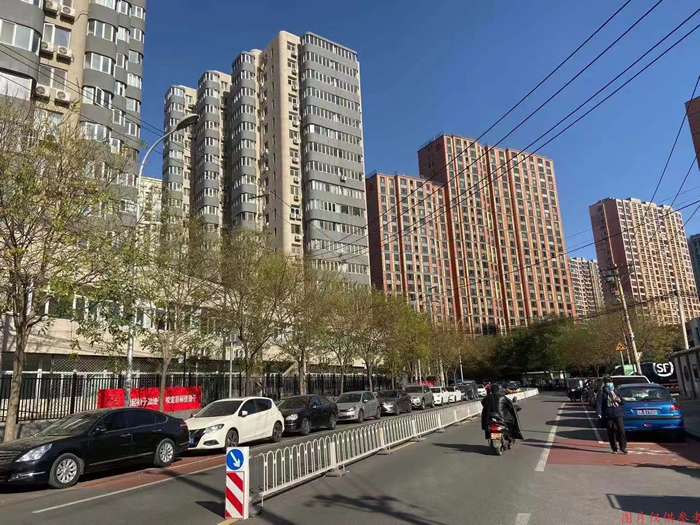 朝陽(yáng)區(qū)西壩河周邊街道和附近小區(qū)周師傅清洗熱水器