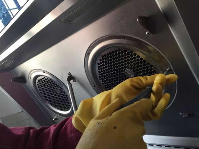 通州清洗油煙機-上門清洗家用抽油煙機服務(wù)